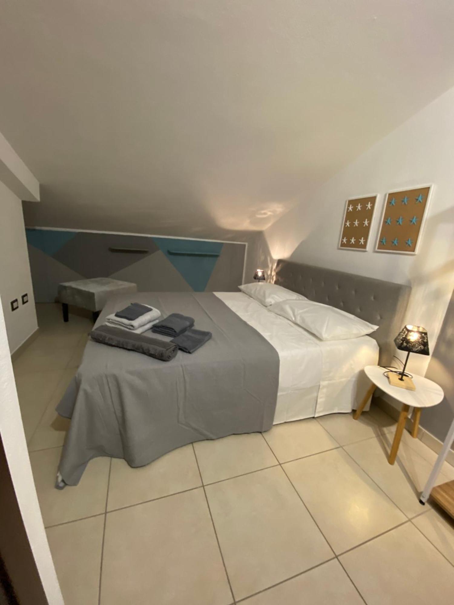 Saconza House Apartment Alghero Bagian luar foto